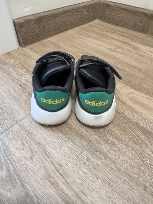 Детски маратонки Адидас