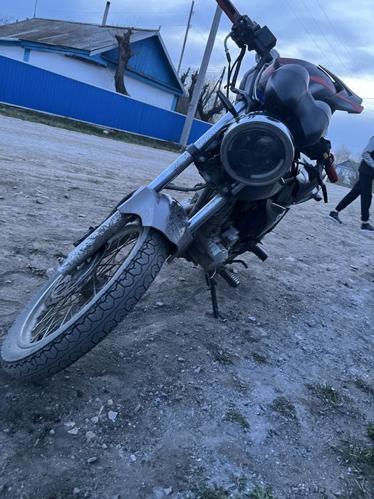 продам два мотоцикла,едут бодро