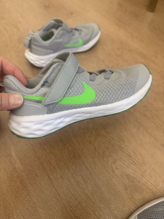 Кроссовки Nike &