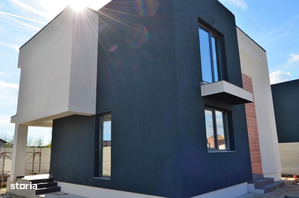 Casa/Vila Parter + 1Etaj/4 camere/Com.Berceni/Comision 0%