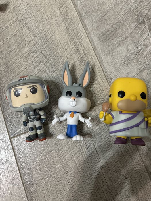 Игрушки фигурки базлайтер симпсон заяц