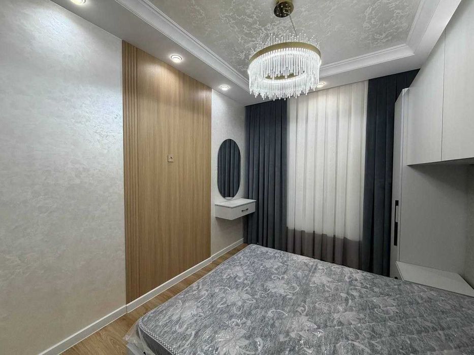 3х комнатная квартира на 7 этаже 97кв/м, в Самарканде