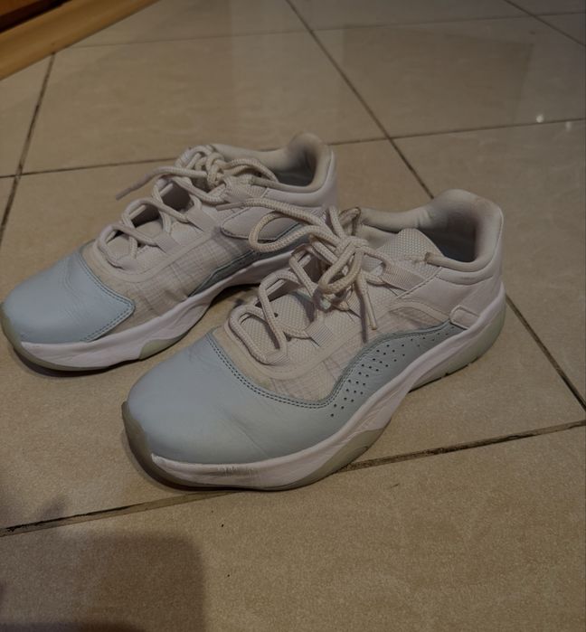 Продавам обувки Nike Jordan