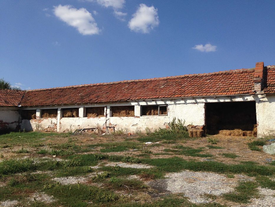 Продава се Промишлена сграда в Завет - 9334 кв.м за 4 €/кв.м - Снимка #5