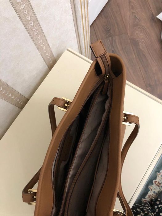 Сумка Michael cors в оригинале