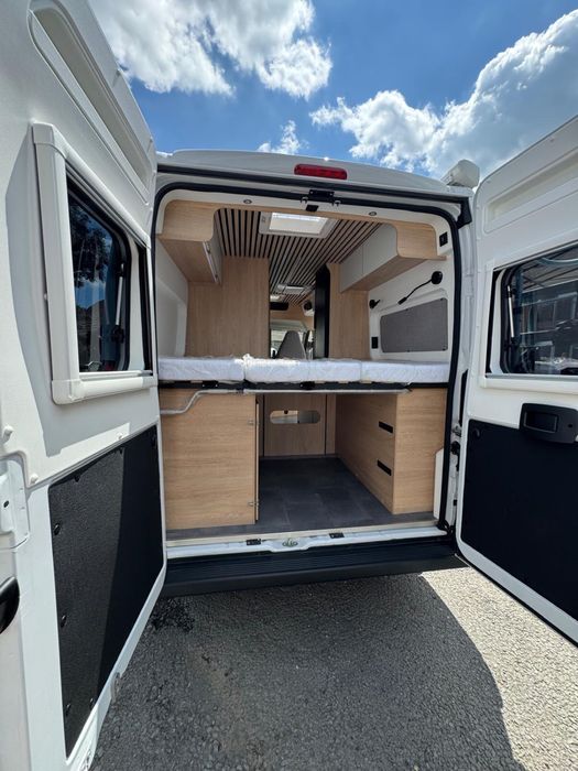 Autorulota Campervan Mooveo 2024 garantie producator RATE TBI Bank