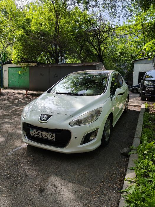 PEUGEOT 308 1.6v 2012г
