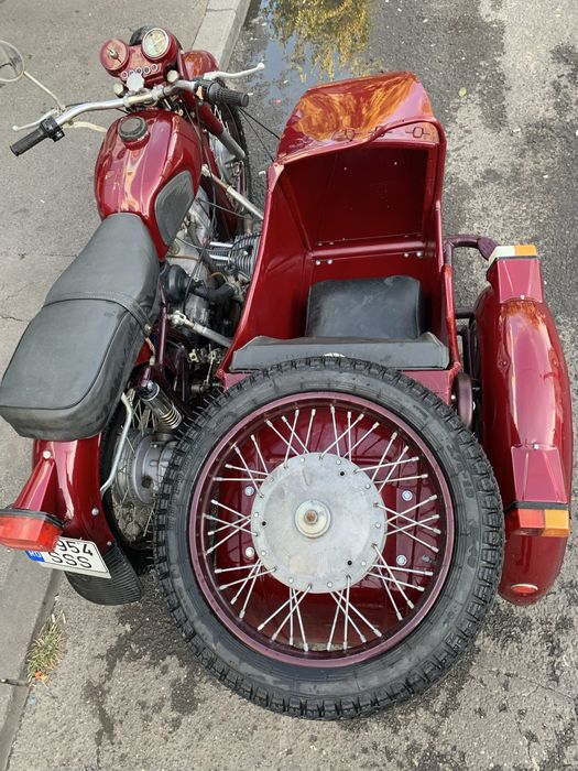 Vand motocicleta cu atas Dnepr 16 Kmz-8.922