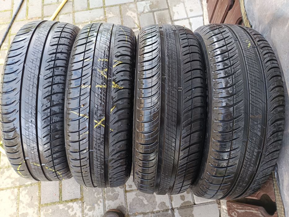 Vând set de 4 cauciucuri de vara  Michelin 175/65/14