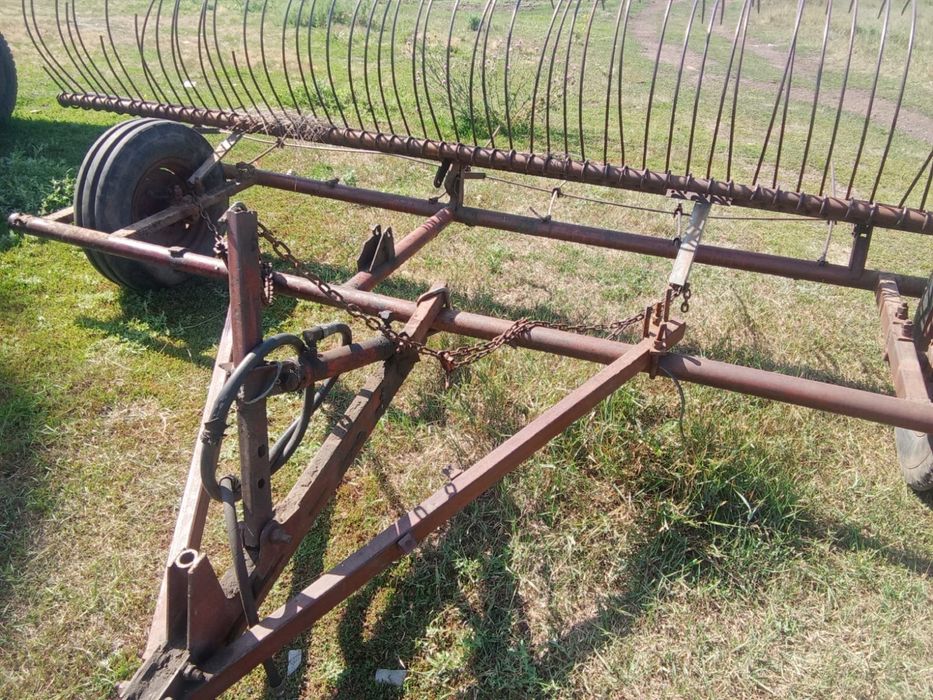 Срочно продам трактор