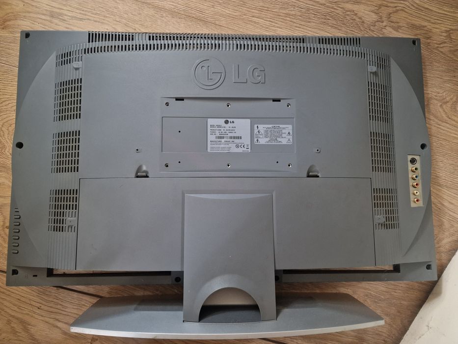 Televizor  LG RZ-26LZ55 LCD