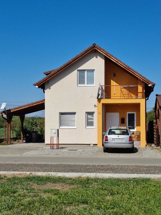 Casa de vanzare in Via Carmina,Arad.