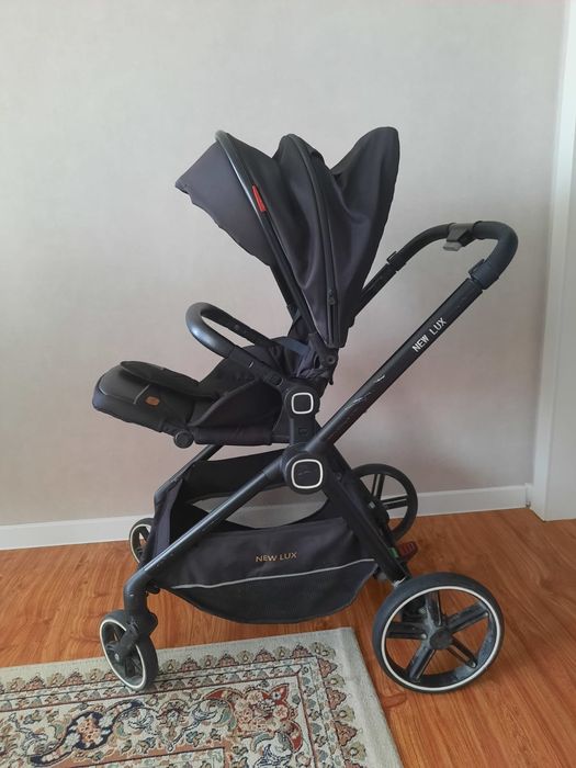 Коляска на все времена года.