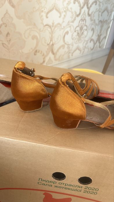 Туфли для спортивных танцев