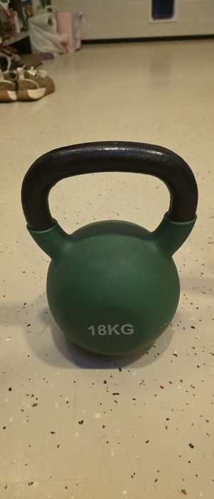 Kettlebel  16 kg si 18 kg