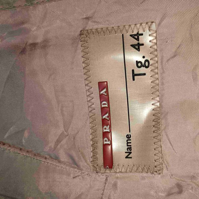 Prada оригинален шлифер