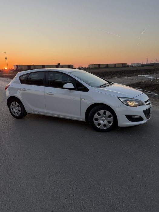 OPEL Astra 2015 — imagine 4