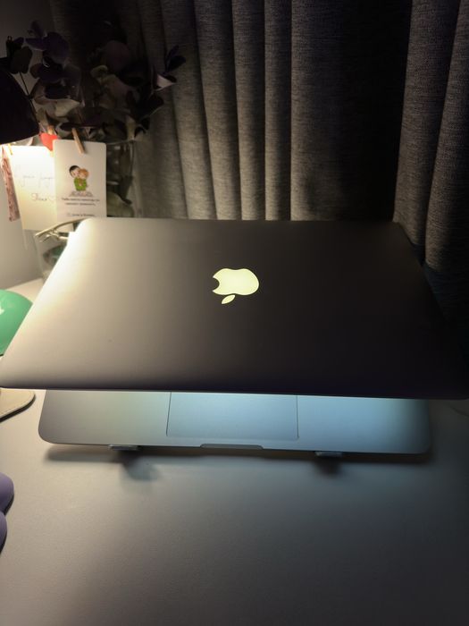 Продам MacBook Pro (Retina, 13-inch, Late 2013)