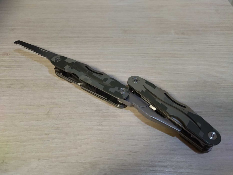 Мультитул Traveler (новый).