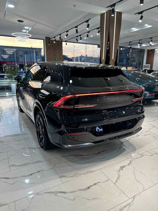XPENG G7 2026 yangi model 1700 km yuradi Gibrid
