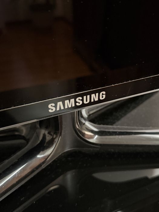 Телевизор Samsung