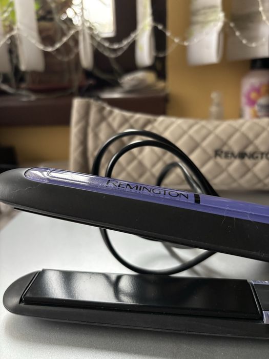 Преса за коса Renington с кератиново покритие и йонна защита