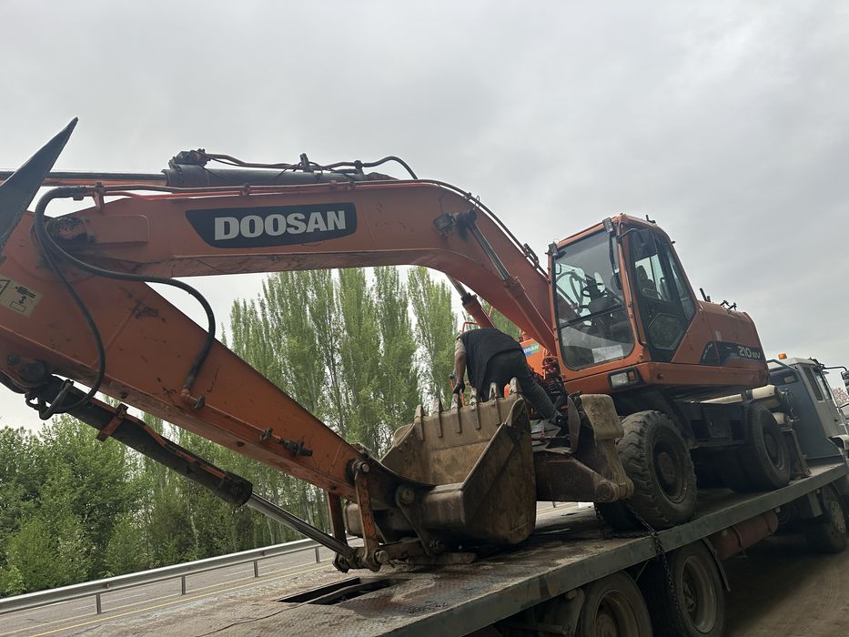 Аренда  экскаватор длительный срок