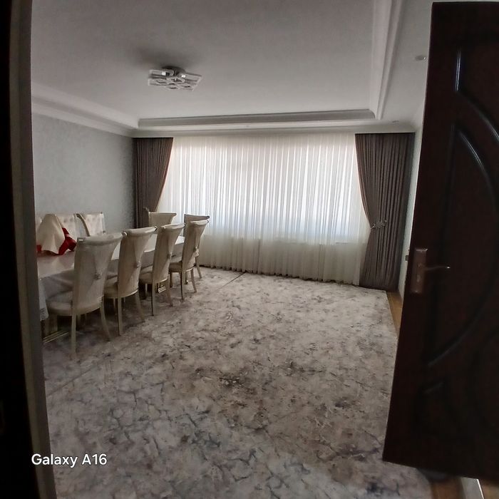 Ховли жой сотилади