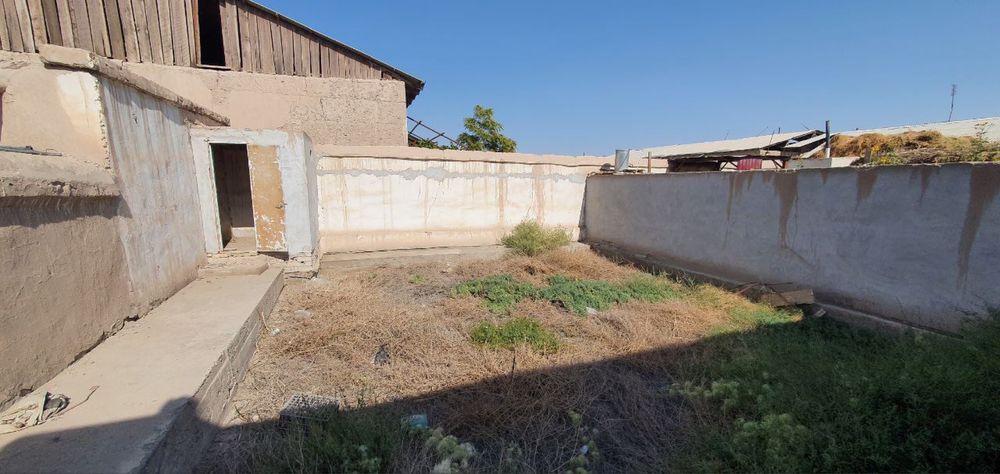 Урганч туманида ховли жой СОТИЛАДИ.