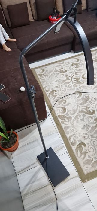 Lampa led unghi gene