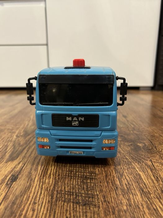 Детска играчка камион man