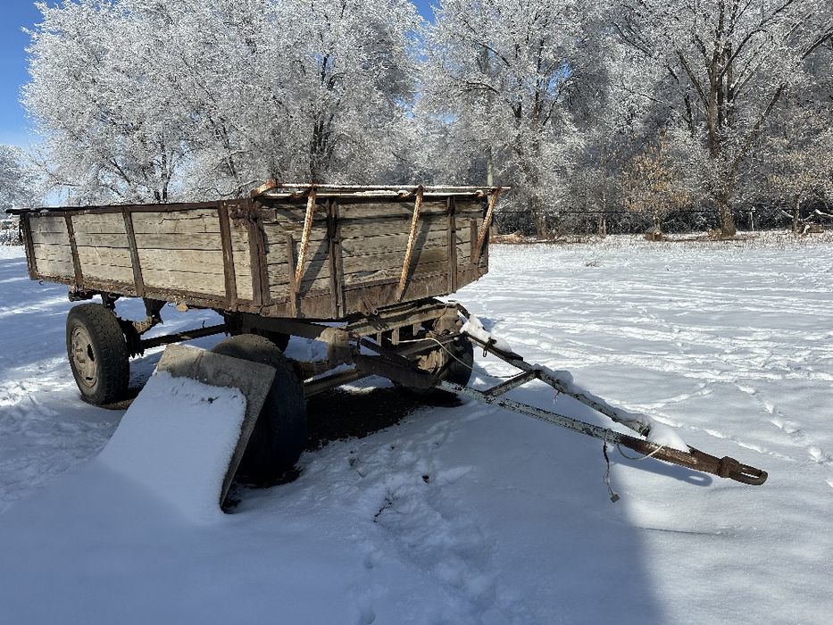 Продаю прицеп  на зил