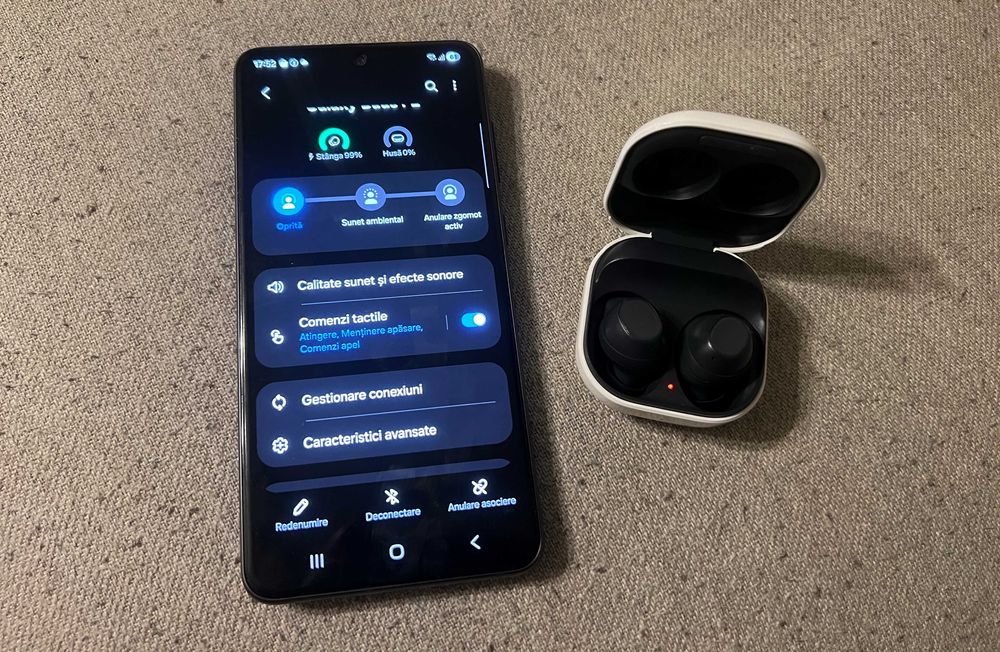 Samsung Galaxy Buds FE functioneaza doar casca stanga