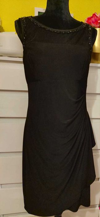 Rochie neagra cu strasuri negre