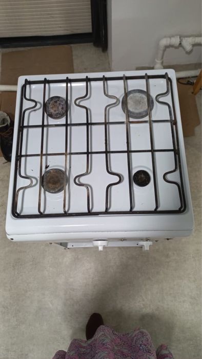 Продается газ плита без духовки