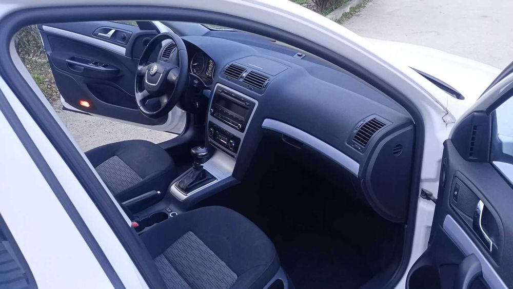 Шкода Октавия 2010 Skoda Octavia 1,2 TSI