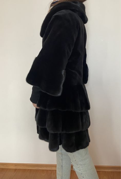 Продам теплую шубу