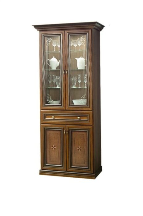 Продам сервант в отличном состоянии