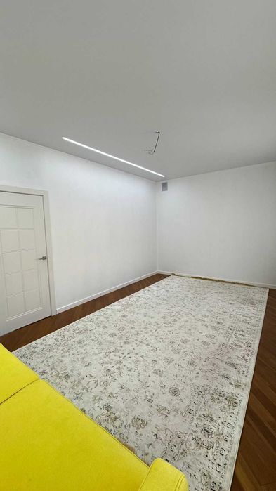 Продам 3х ком кв  в 10 мкр