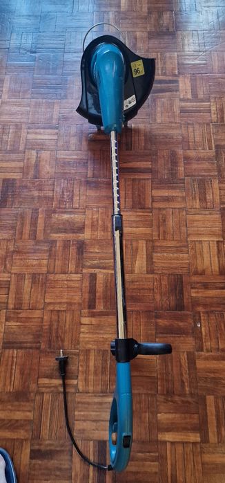 Trimmer electric Makita UR3000, 30cm, 450W, 2.6kg + fir cosit 1.6mm/15