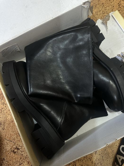 Продам сапоги женские 40 размер