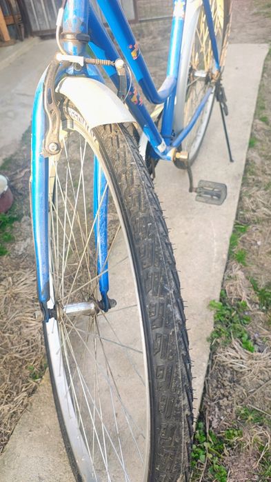 Vând bicicleta dama.Stare perfecta.