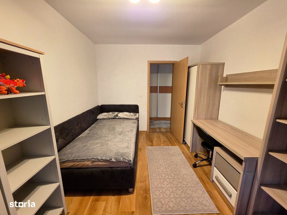Inchiriez apartament cu 3 camere - 80 mp utili + 2 locuri de parcare