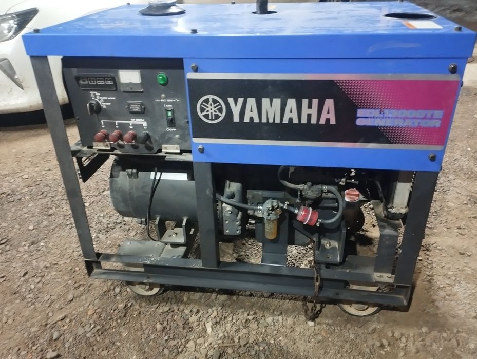 Продам дизельный генератор