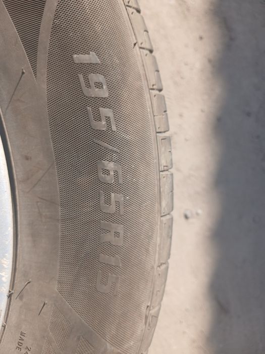 Продам покрышки летние 195/65/15