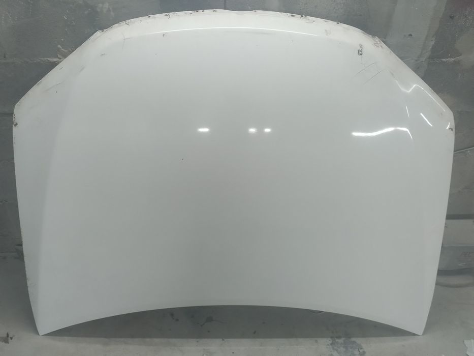 Капот на камри 50