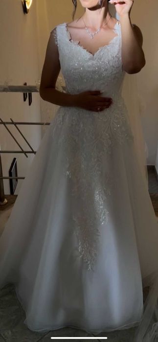 Rochie mireasa mărimea S-M-L