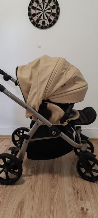 Бебешка количка Tutis