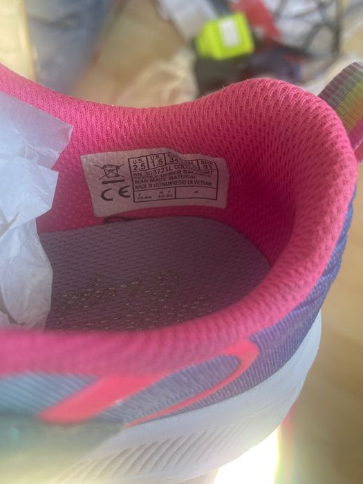 Adidași Skechers nr 34 cu lumini