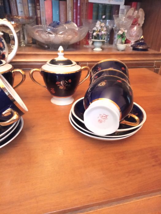 Продам сервиз чайный